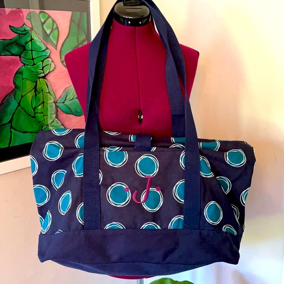 NEW Fold-over Weekender Thirty-one Gifts - Picture 1 of 9